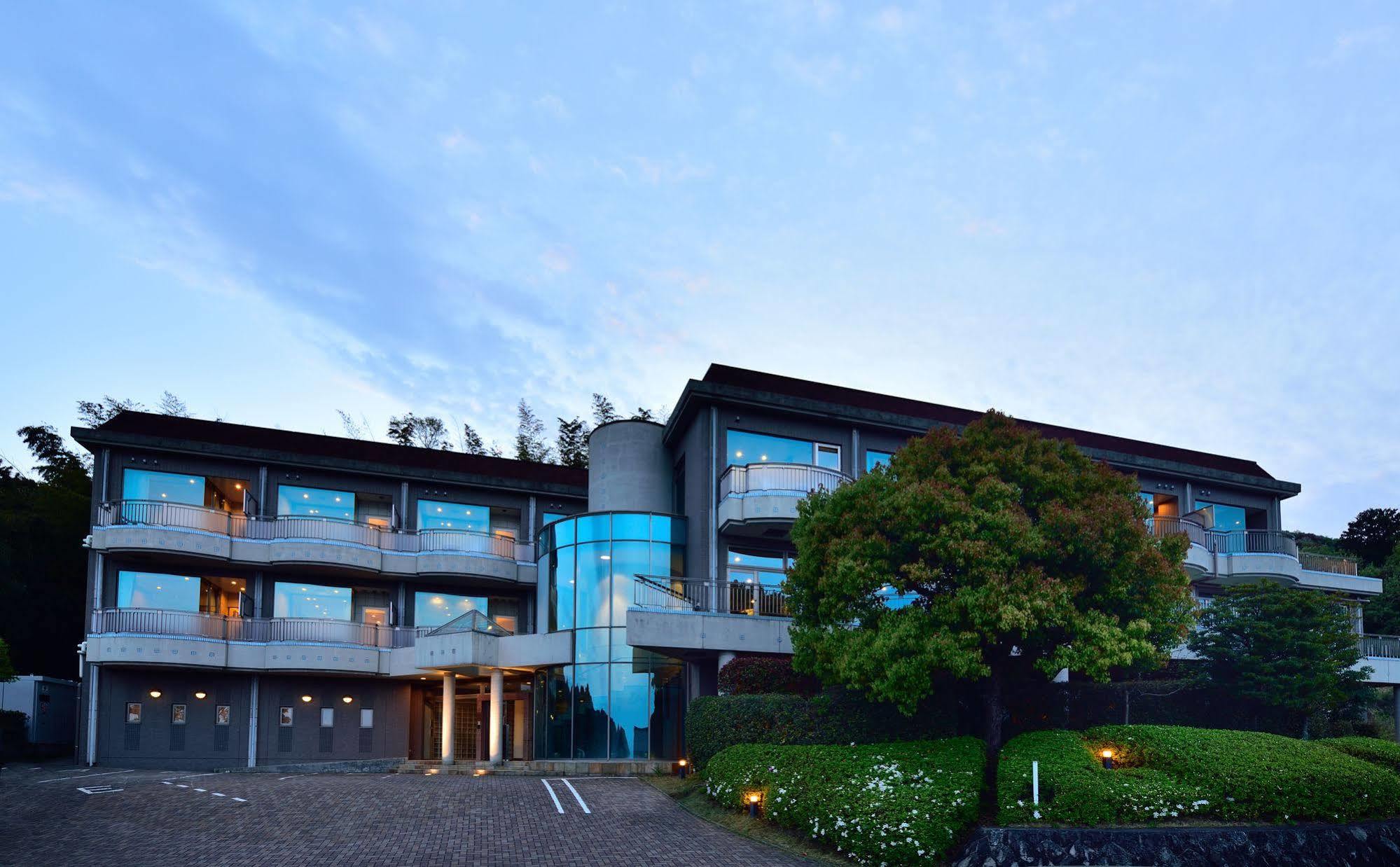 Auberge Fontaine Bleau Atami Экстерьер фото