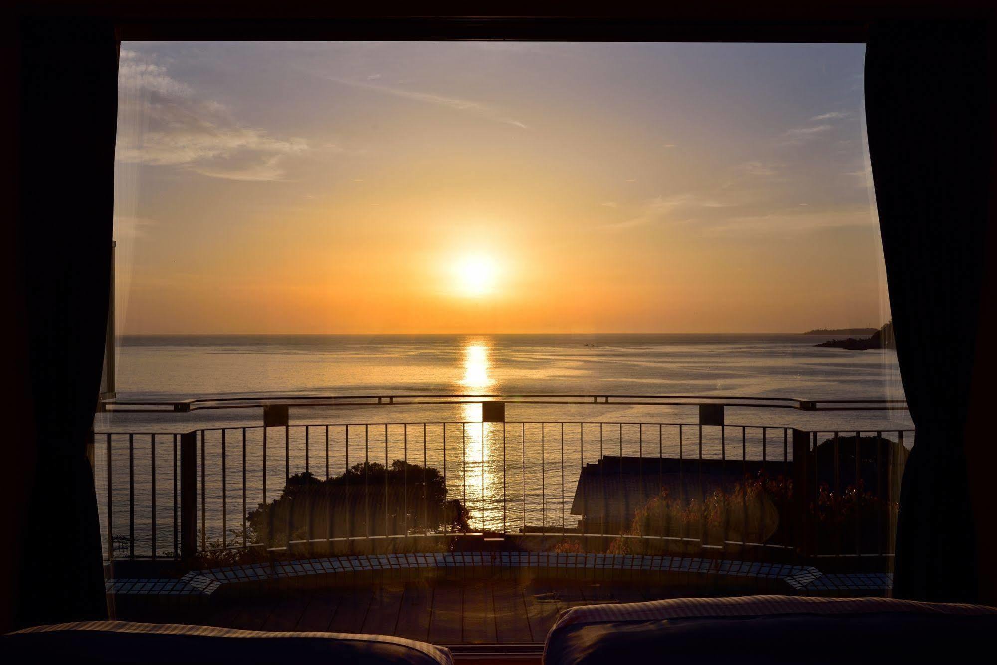 Auberge Fontaine Bleau Atami Экстерьер фото